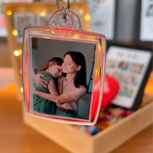 Carregar imagem no visualizador da galeria, Cesta especial para Mães + Quadro Mãe + Foto imã polaroid