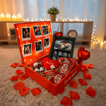 Carregar imagem no visualizador da galeria, Cesta Romântica (Encanto) + Quadro Netflix + Fotos Polaroid