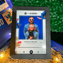 Carregar imagem no visualizador da galeria, Cesta Romântica (Lilo &amp; Stitch) + Quadro Spotify + Fotos Polaroid
