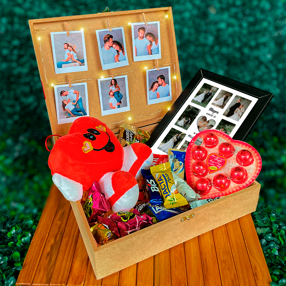 Cesta Romântica (Magna) + Quadro Casal + Fotos Polaroid