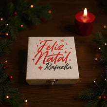 Carregar imagem no visualizador da galeria, Mini cesta de natal + 6 fotos polaroid + bola de natal
