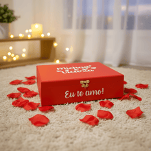 Carregar imagem no visualizador da galeria, Cesta Romântica (Encanto) + Quadro Netflix + Fotos Polaroid
